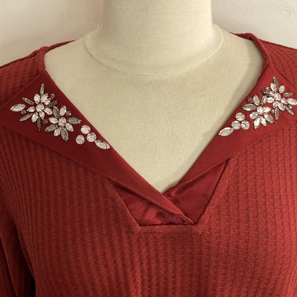Soft Surroundings Valette Waffle Top with Rhinestone Embroidery NWT - Picture 3 of 8